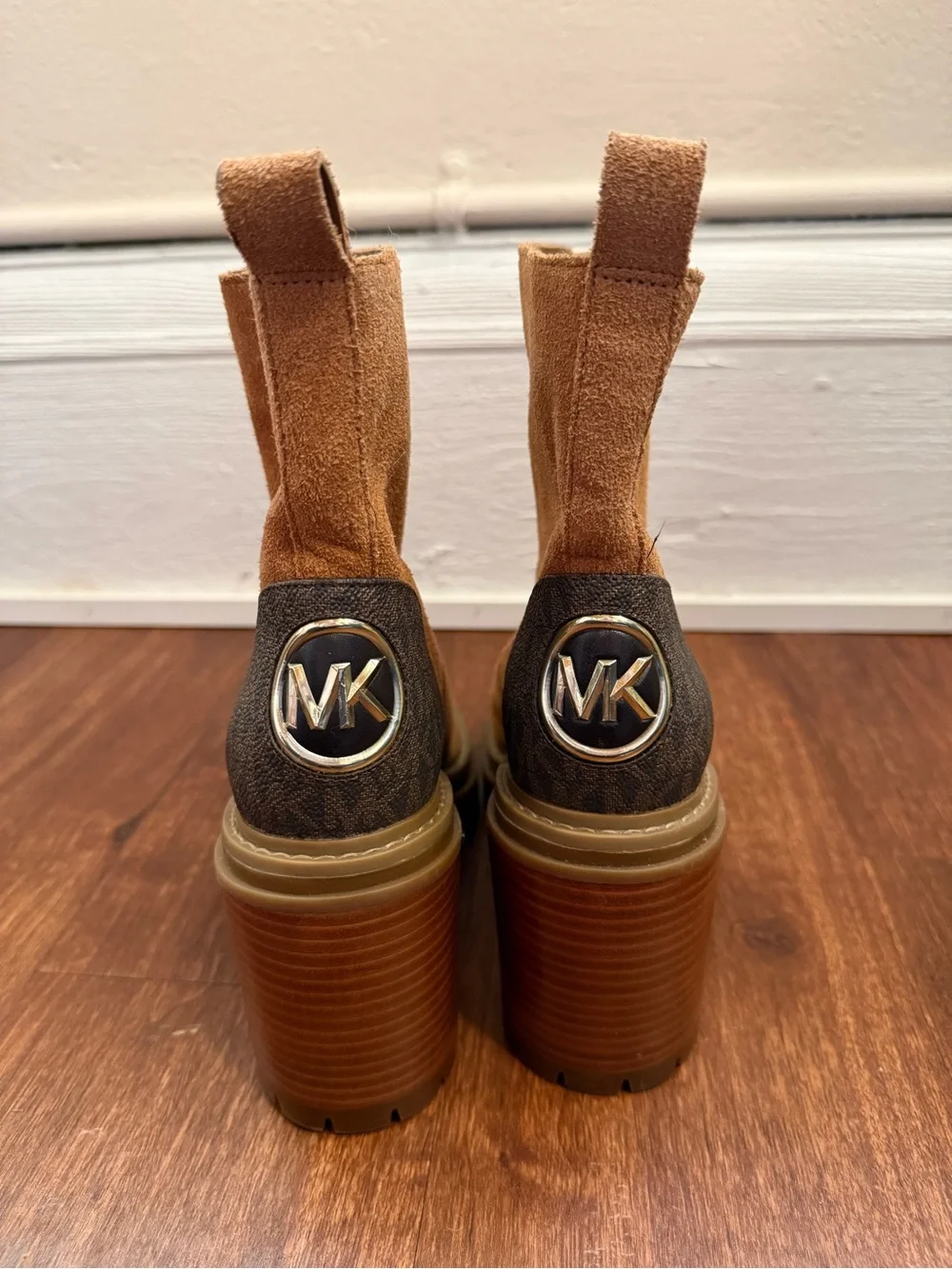 NEW Michael Kors Cyrus Zip Bootie Suede Brown/Gold Sz 7